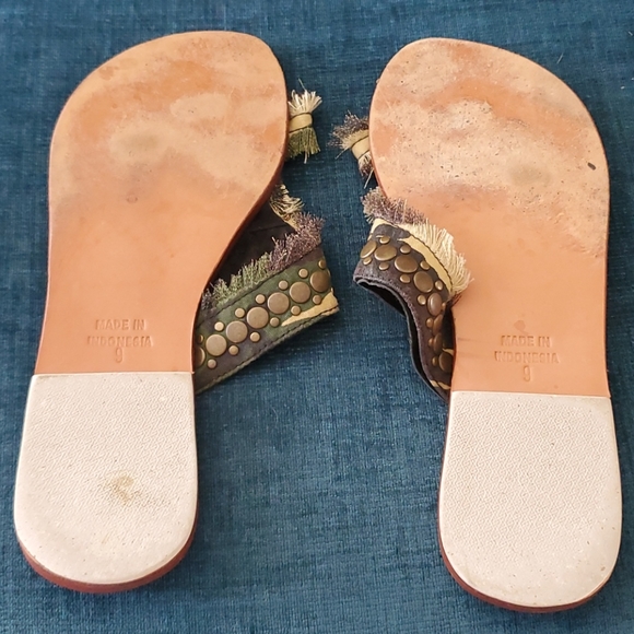 Mystique - Picture 5 of 5